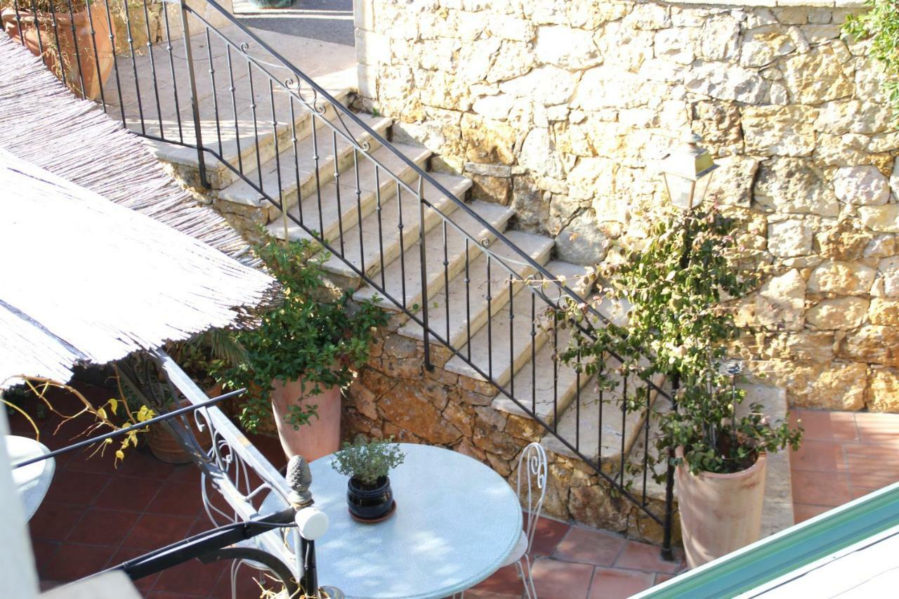 Отель Le Provencal Оп Экстерьер фото